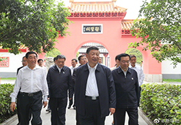 操b,com习近平：进一步发展中医药